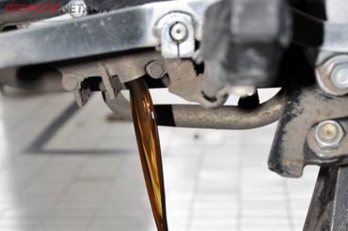 Oli Motor Menguap Tanda Masalah Serius Pada Mesin