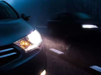 Lampu Mobil Redup Di Malam Hari? Ini Penyebabnya