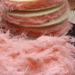 Jajanan Unik Rambut Nenek Berasal Dari Indonesia