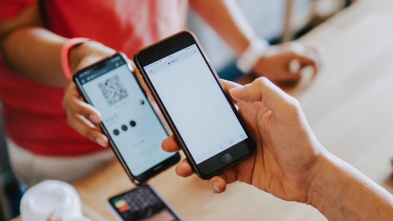 Tren Cashless Society: Dompet Digital Kian Mendominasi