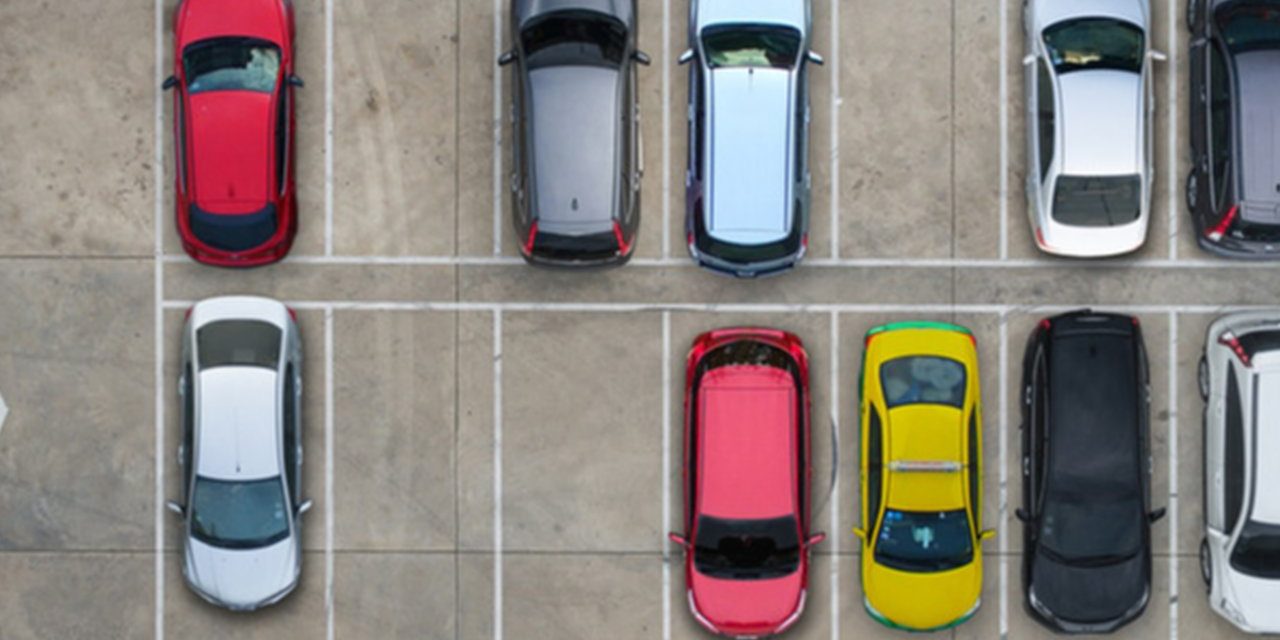 3 Cara Jitu Parkir Di Lahan Yang Sempit