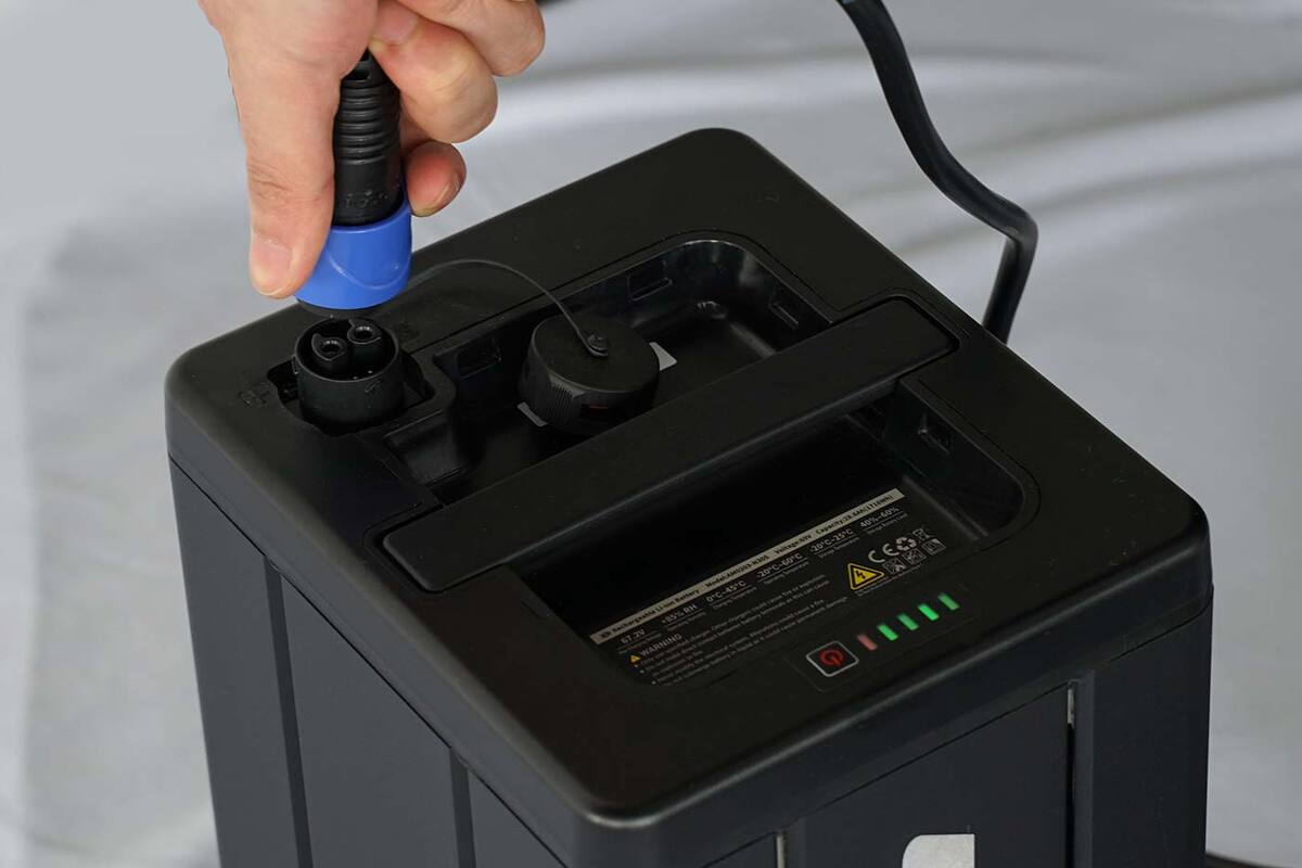 3 Cara Menghemat Baterai Motor Listrik