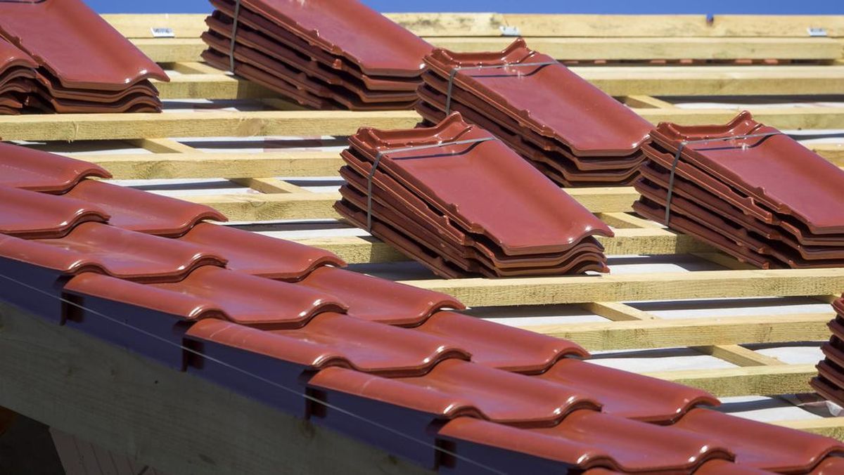 Atap Aman Gempa: Pilih Genteng Atau Yang Lain?