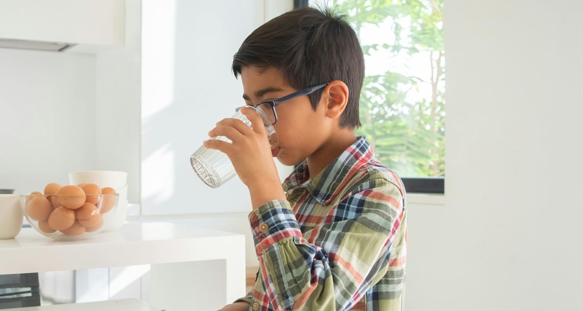 Sayangi Ginjal Anak: Stop 6 Kebiasaan Buruk Ini!