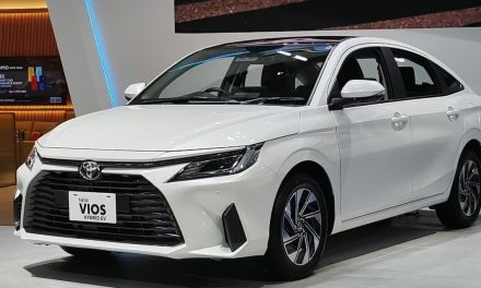 Vios Hybrid: Gaya Mewah, Kantong Tetap Aman Pas Bensin Naik
