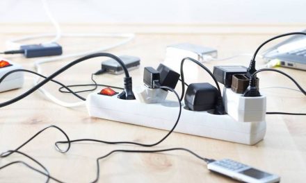 Efek Buruk Cas HP Sampai Pagi Yang Sering Di Sepelekan