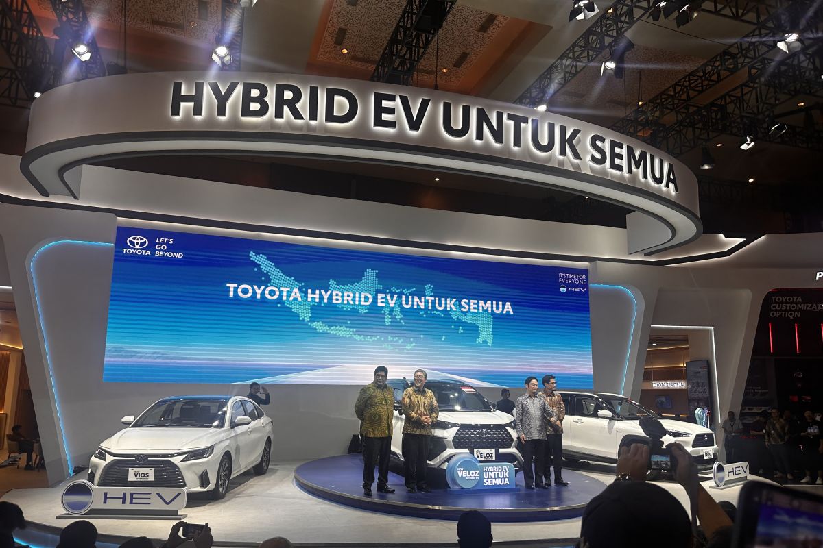 Intip 4 Jagoan Hybrid Toyota Yang Bikin Geger IIMS 2026