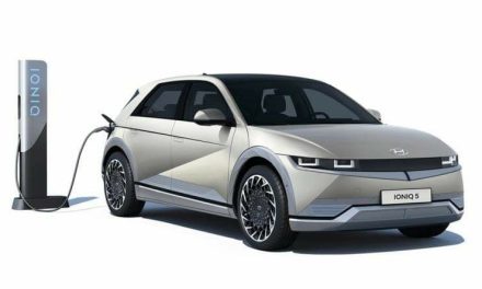 Mitsubishi Pilih Foxconn Buat Bikin Hatchback Listrik Terbaru