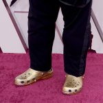 Model Sandal Crocs Pria Terbaru Yang Lagi Hits