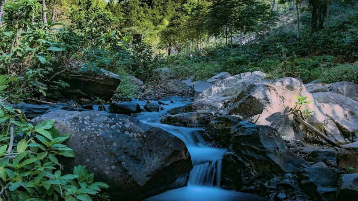 3 Rekomendasi Wisata Alam Sumedang Yang Masih Perawan