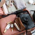 Tips Anti Bosan: Starter Pack Yang Wajib Ada Di Tas Kabin