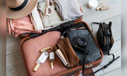 Tips Anti Bosan: Starter Pack Yang Wajib Ada Di Tas Kabin