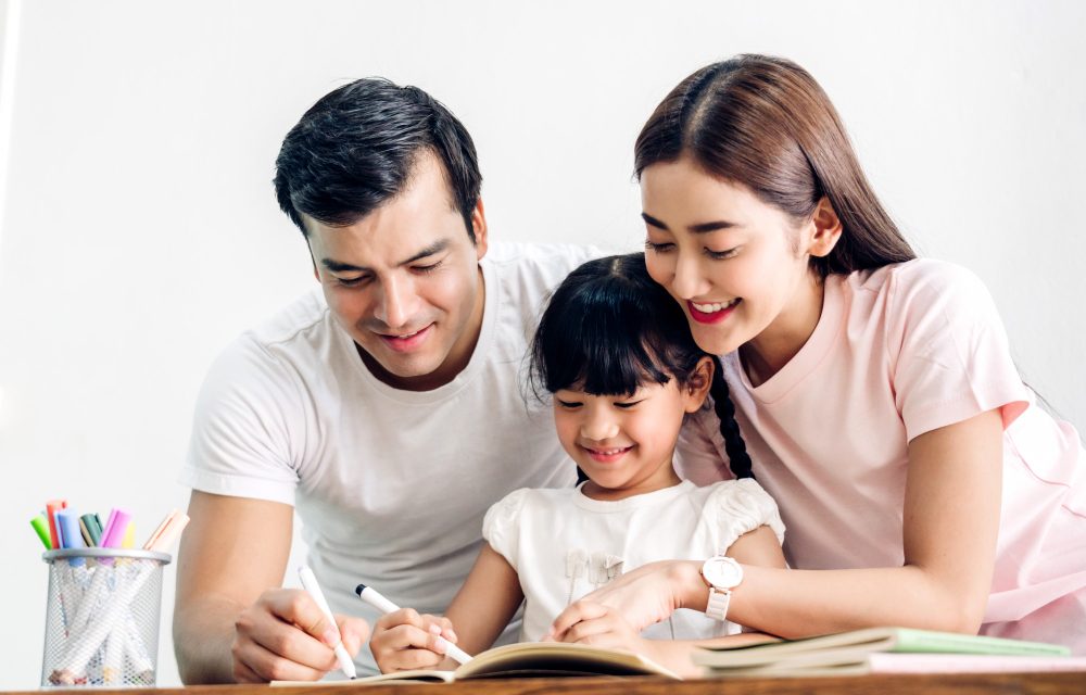 Zaman Sekarang, Peran Ayah Didik Anak Itu Sama Pentingnya!