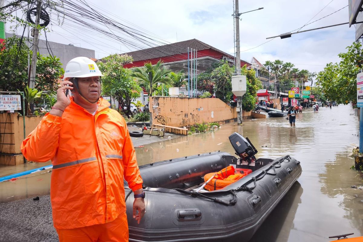 3 Tips Aman Listrik Saat Cuaca Ekstrem