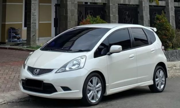 Honda Jazz Bekas: Mengapa Harganya Tetap Stabil?