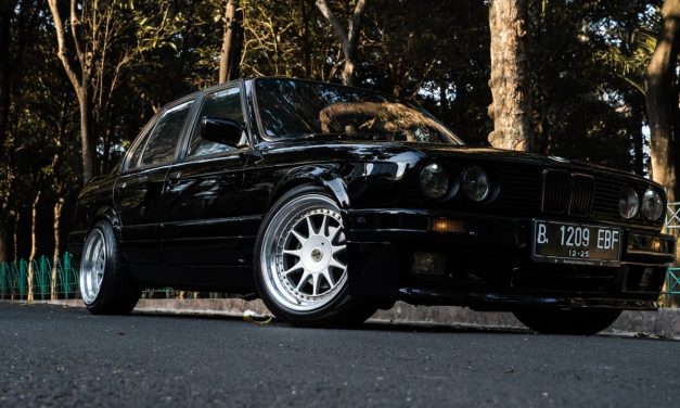 Jejak BMW E30: Dari Mobil Harian Jadi Ikon Monster Race